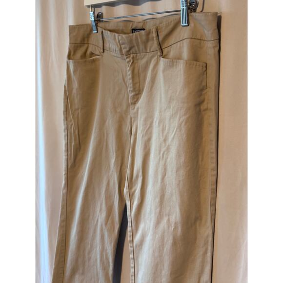 IZOD Petite Women’s 12P Khaki Straight Leg Pants - Picture 4 of 8